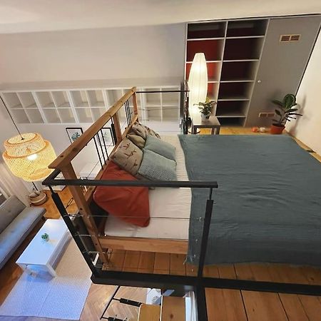 Stefanka Apartment Old Town Братислава Екстер'єр фото